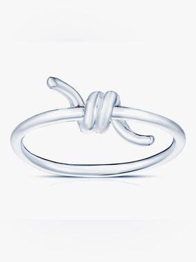 Gorgeous Neiman Marcus Sterling silver Knot Ring size 8